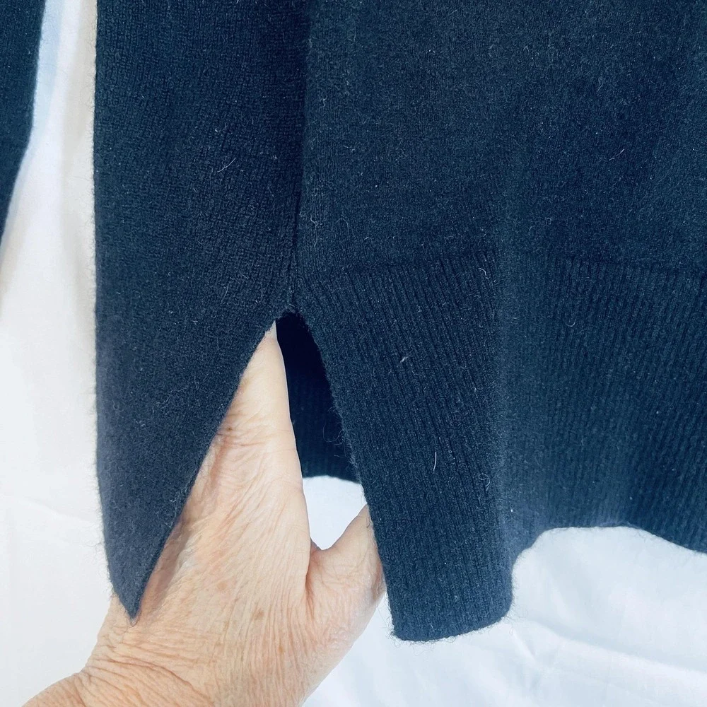 Banana Republic Sweater Womens Large Black Alpaca Wool Blend Crewneck Side‎ Slit